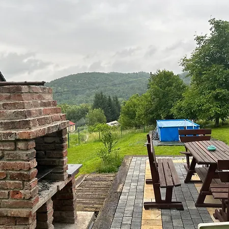 Dziki Spokoj Z Balia W Krainie Wygaslych Wulkanow * Wojcieszów