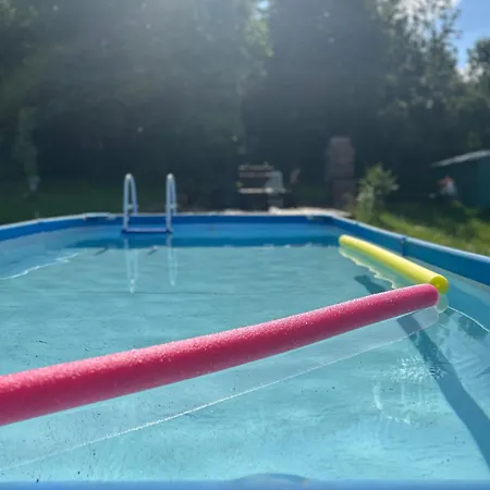 Ferienhaus Dziki Spokoj Z Balia W Krainie Wygaslych Wulkanow