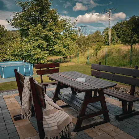 Dziki Spokoj Z Balia W Krainie Wygaslych Wulkanow Ferienhaus *