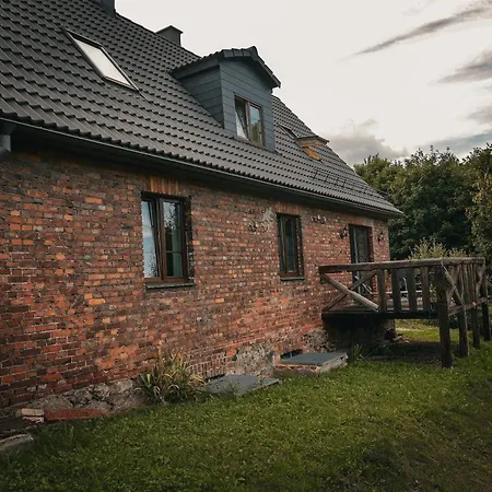 Ferienhaus Dziki Spokoj Z Balia W Krainie Wygaslych Wulkanow Wojcieszów