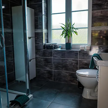 Dom wakacyjny Dziki Spokój W Krainie Wygasłych Wulkanów Wojcieszów