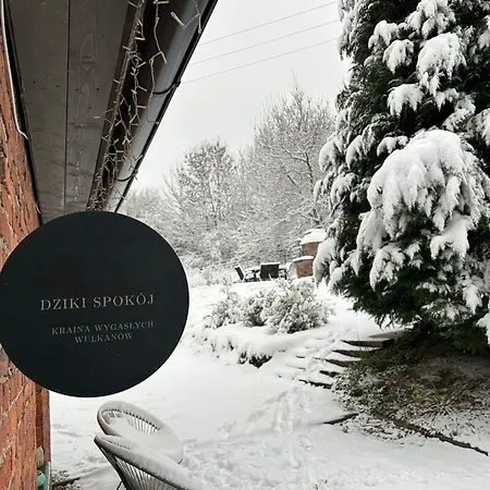 Dom wakacyjny Dziki Spokój W Krainie Wygasłych Wulkanów Wojcieszów