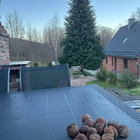 Ferienhaus Dziki Spokoj Z Balia W Krainie Wygaslych Wulkanow Wojcieszów