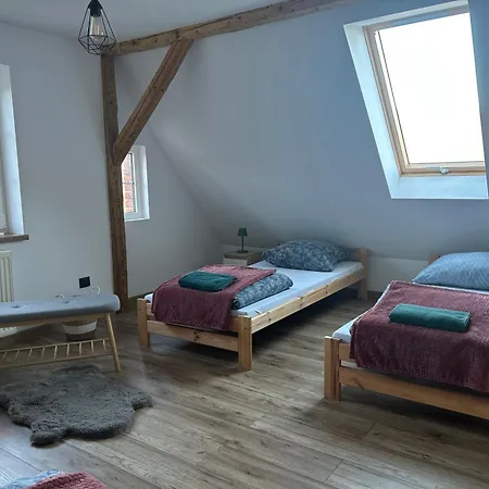 Ferienhaus Dziki Spokoj Z Balia W Krainie Wygaslych Wulkanow Wojcieszów