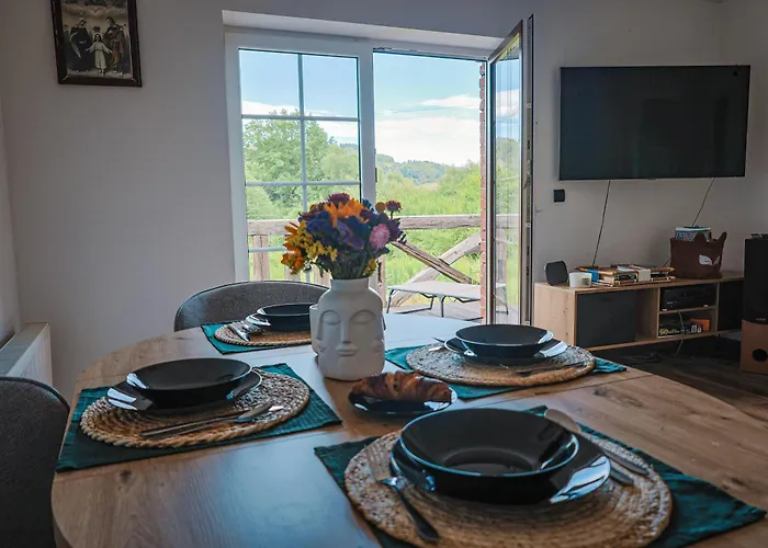 Dziki Spokoj Z Balia W Krainie Wygaslych Wulkanow بيت للعطل Wojcieszów